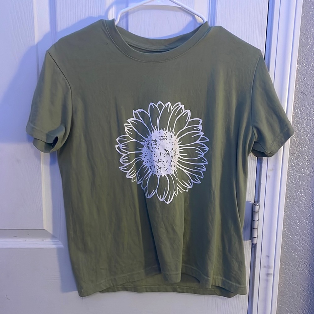 Sunflower Decal T-Shirt